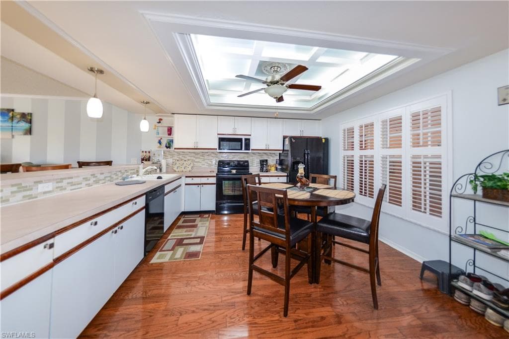 1614 Beach PKWY # 103, CAPE CORAL FL 33904-2