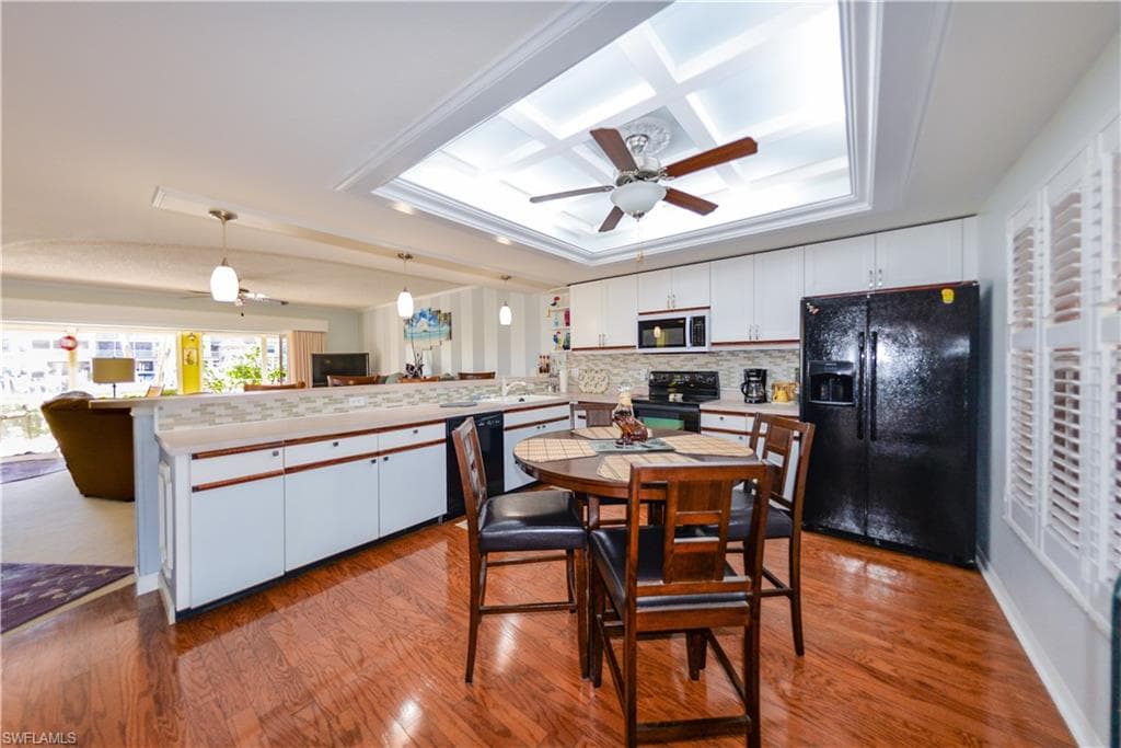 1614 Beach PKWY # 103, CAPE CORAL FL 33904-4