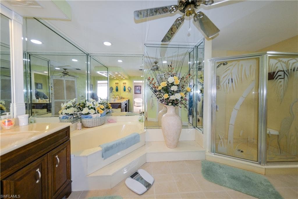 1614 Beach PKWY # 103, CAPE CORAL FL 33904-33