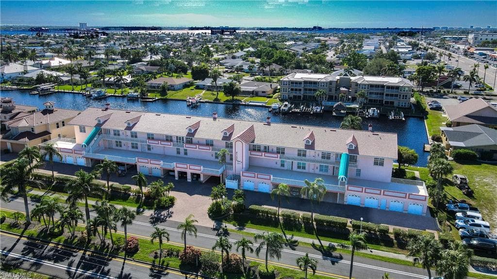 1614 Beach PKWY # 103, CAPE CORAL FL 33904-10