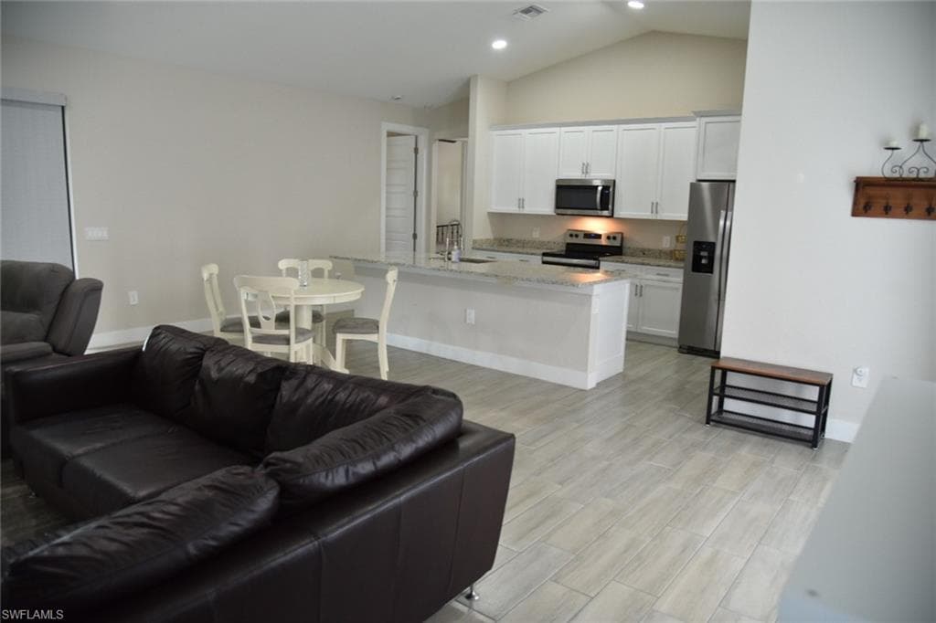 4666 Villa Capri LN, BONITA SPRINGS FL 34134-25