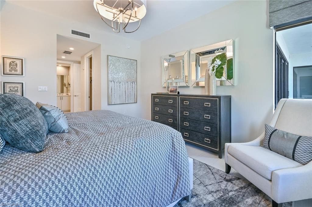 1111 Central Avenue # 303, NAPLES FL 34102-19