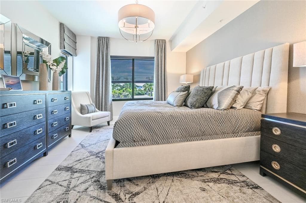 1111 Central Avenue # 303, NAPLES FL 34102-17