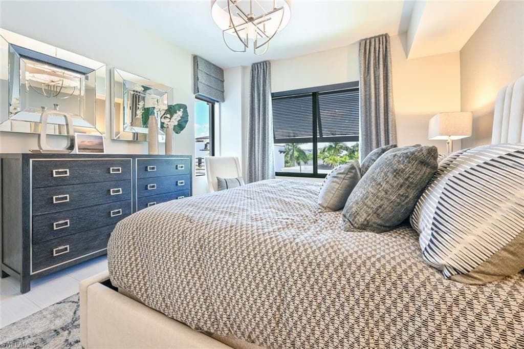 1111 Central Avenue # 303, NAPLES FL 34102-18