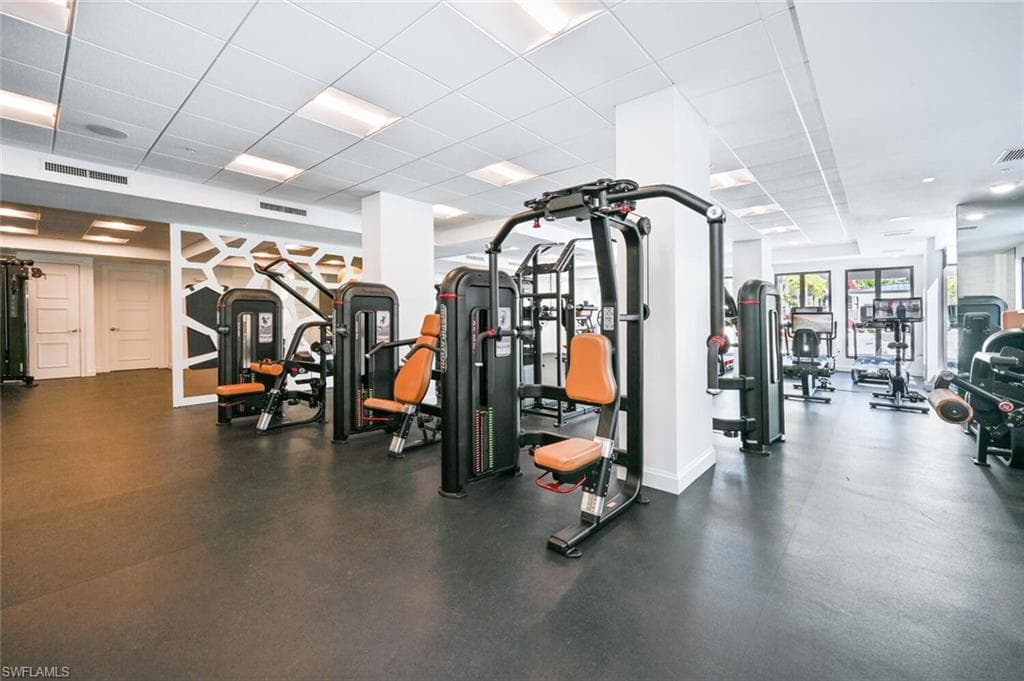 1111 Central Avenue # 303, NAPLES FL 34102-39