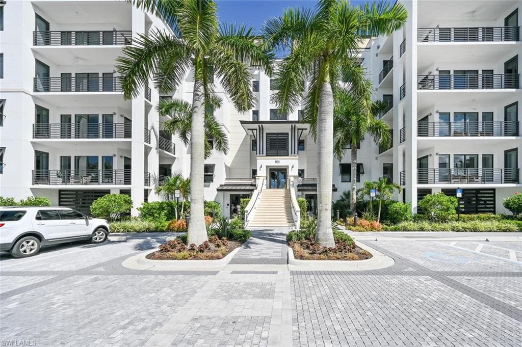 1111 Central Avenue # 303, NAPLES FL 34102-3
