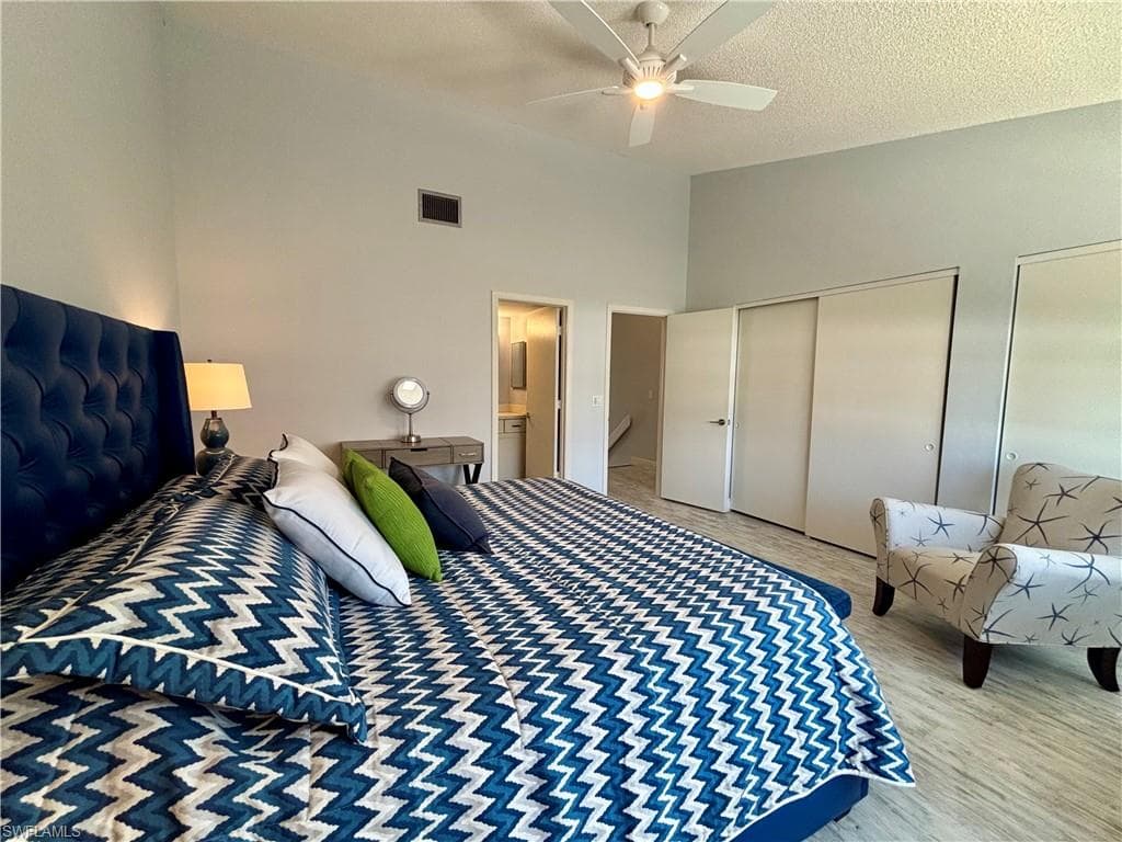 800 Meadowland DR # 4, NAPLES FL 34108-13