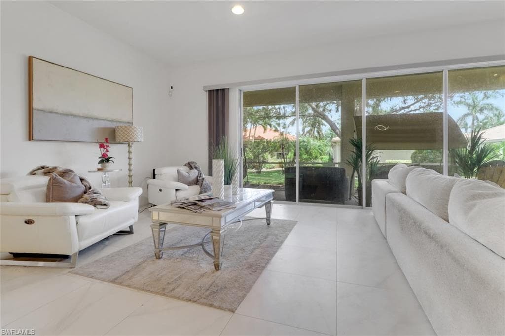 7384 Sika Deer WAY, FORT MYERS FL 33966-8