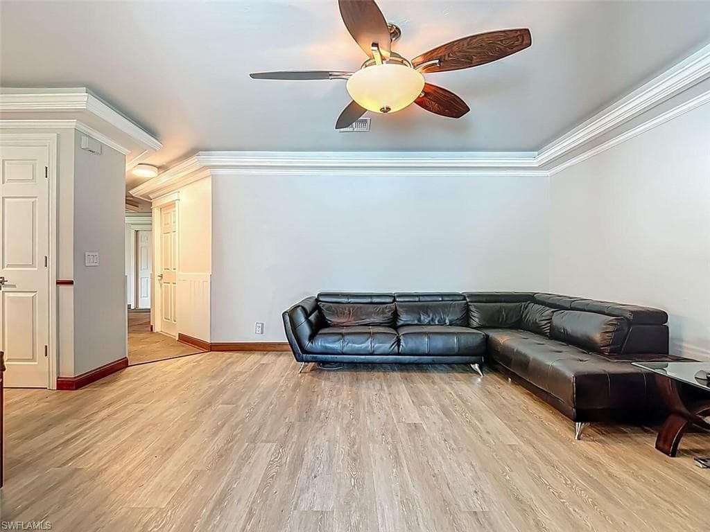 14991 Savannah DR, NAPLES FL 34119-15