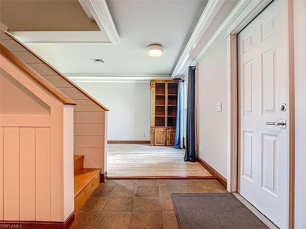 14991 Savannah DR, NAPLES FL 34119-8