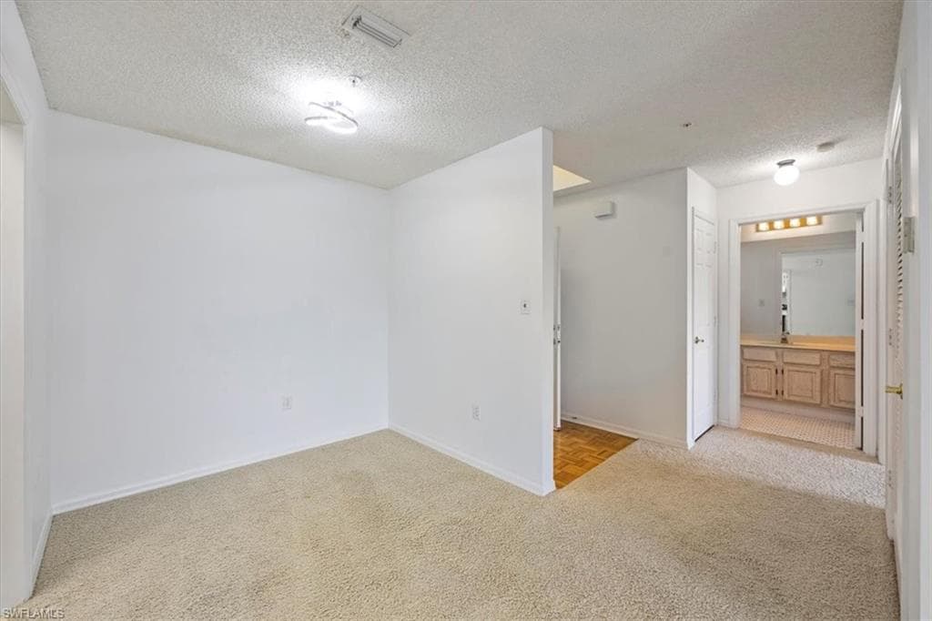 900 Arbor Lake DR # 307, NAPLES FL 34110-10