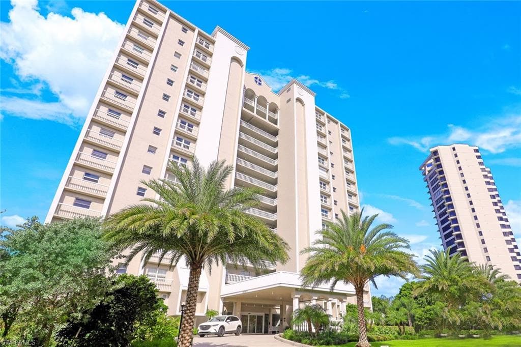 5501 Heron Point DR # 702, NAPLES FL 34108-1