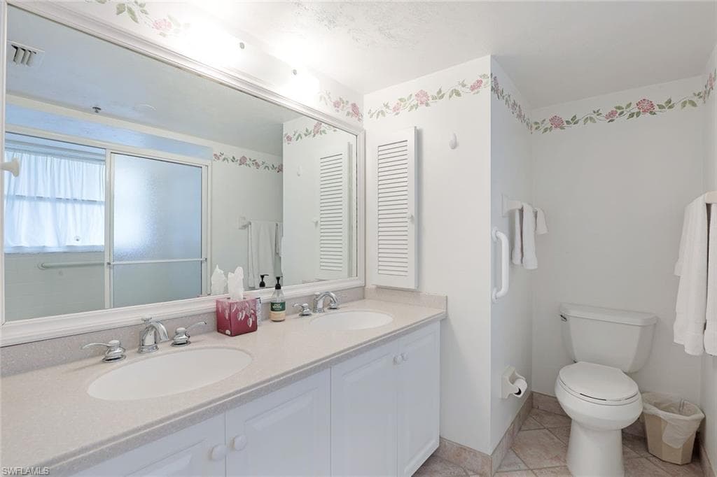 5501 Heron Point DR # 702, NAPLES FL 34108-12