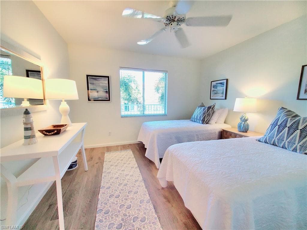 1051 Eastham WAY # 204, NAPLES FL 34104-12