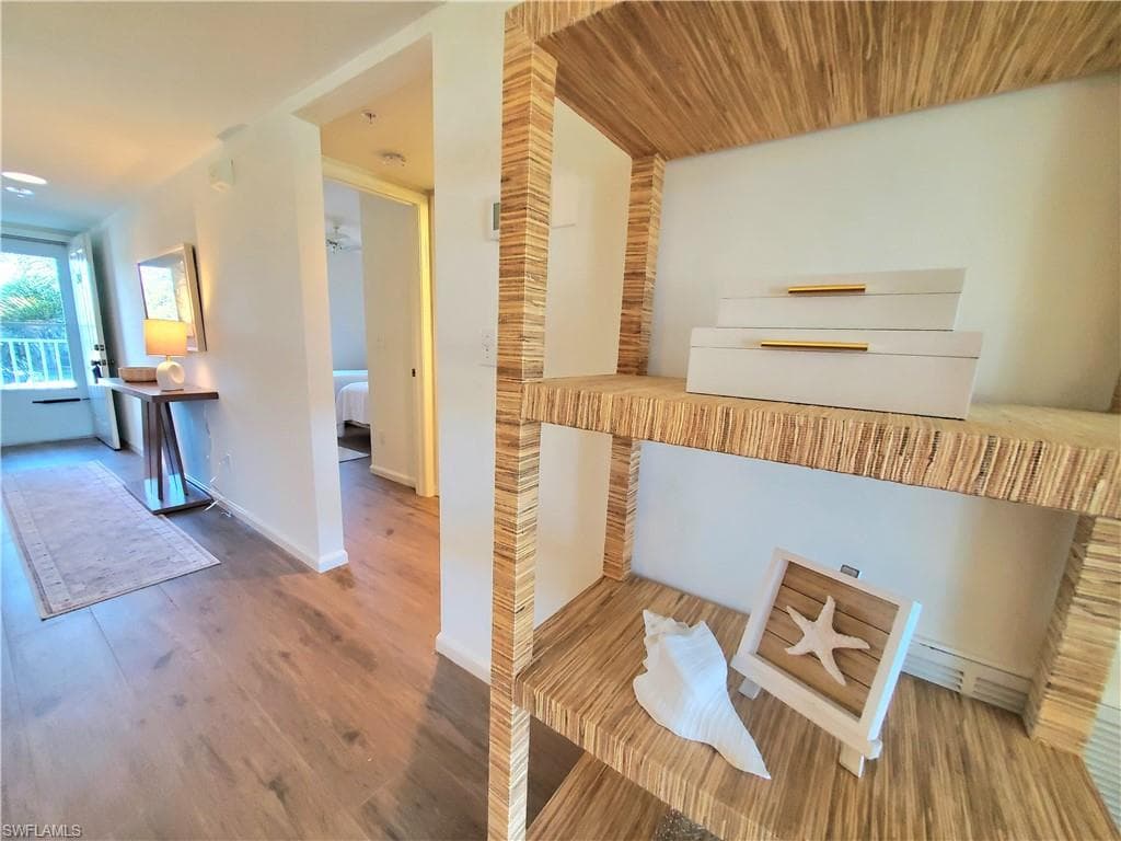 1051 Eastham WAY # 204, NAPLES FL 34104-15