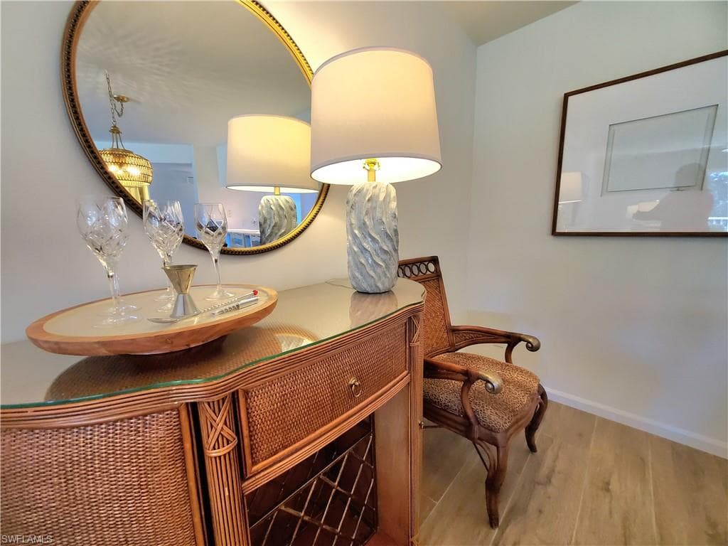 1051 Eastham WAY # 204, NAPLES FL 34104-27