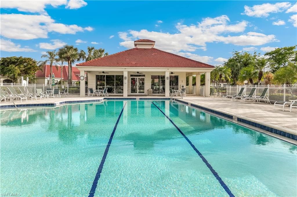 15160 Harbour Isle DR # 202, FORT MYERS FL 33908-33