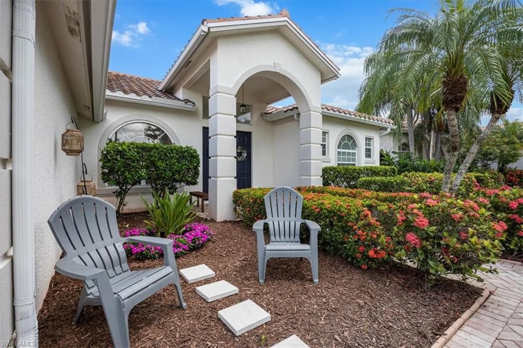1087 Port Orange WAY, NAPLES FL 34120-2