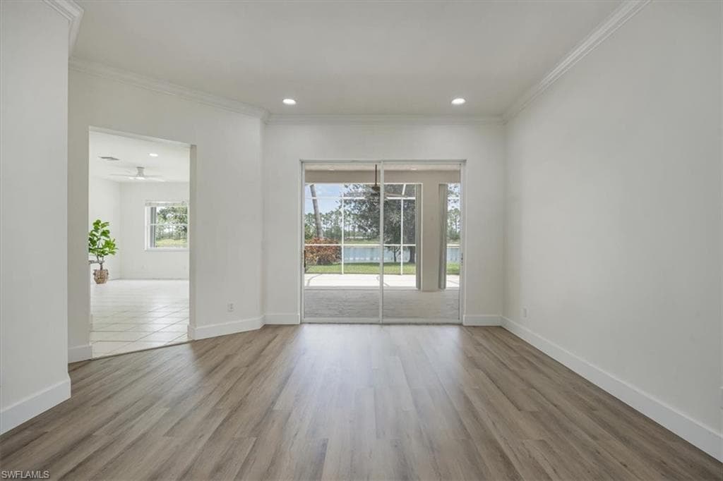 1087 Port Orange WAY, NAPLES FL 34120-9