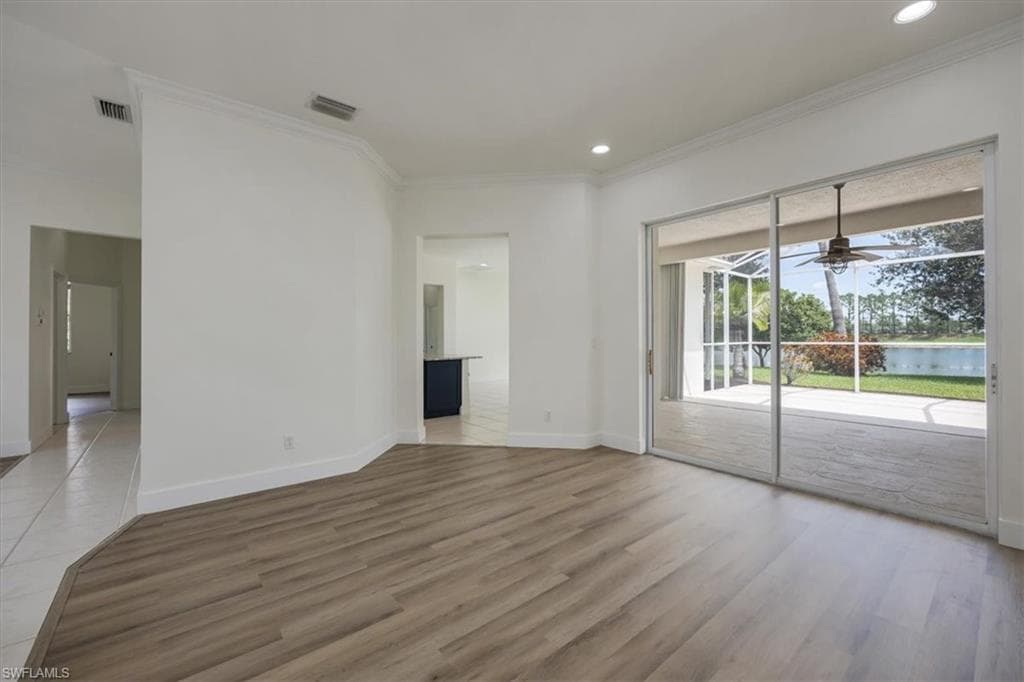 1087 Port Orange WAY, NAPLES FL 34120-10