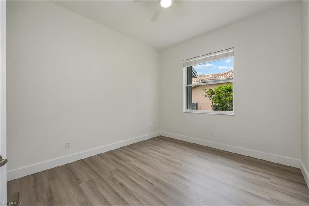 1087 Port Orange WAY, NAPLES FL 34120-28