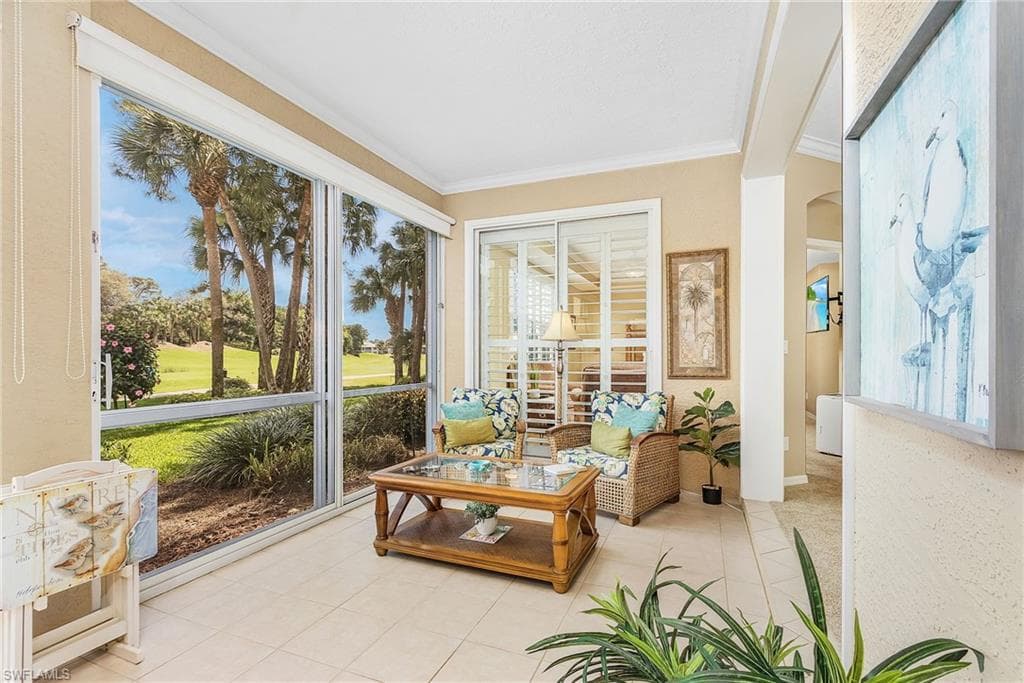 2130 Aberdeen LN # 102, NAPLES FL 34109-6