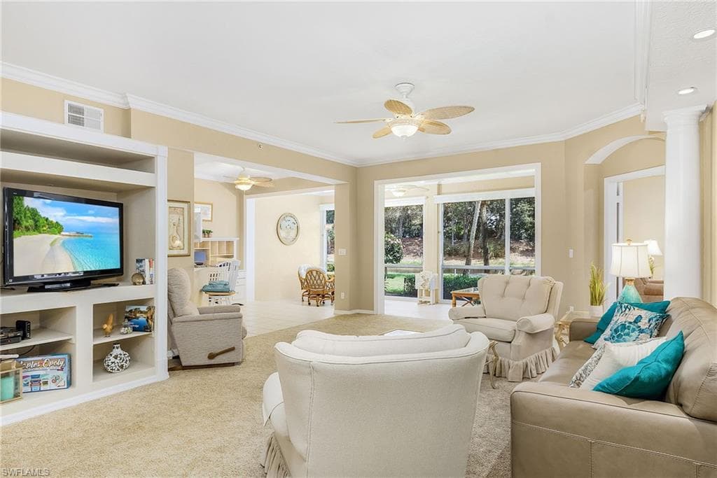 2130 Aberdeen LN # 102, NAPLES FL 34109-8