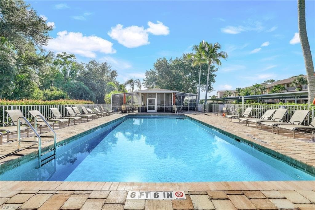 7360 Glenmoor LN # 4301, NAPLES FL 34104-14