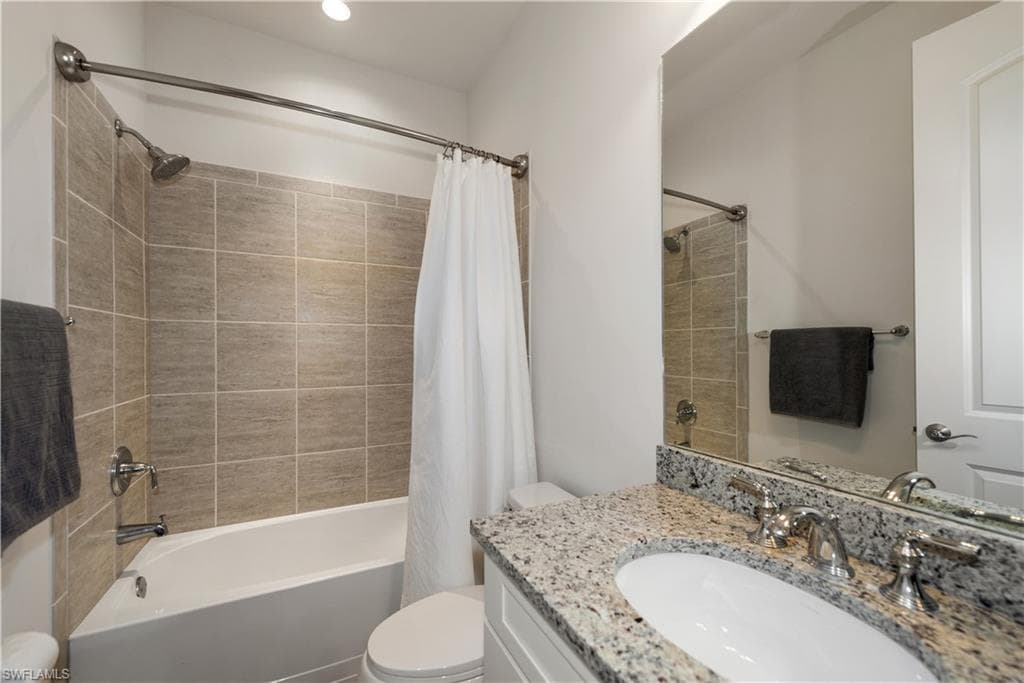 23424 Sanabria LOOP, BONITA SPRINGS FL 34135-17