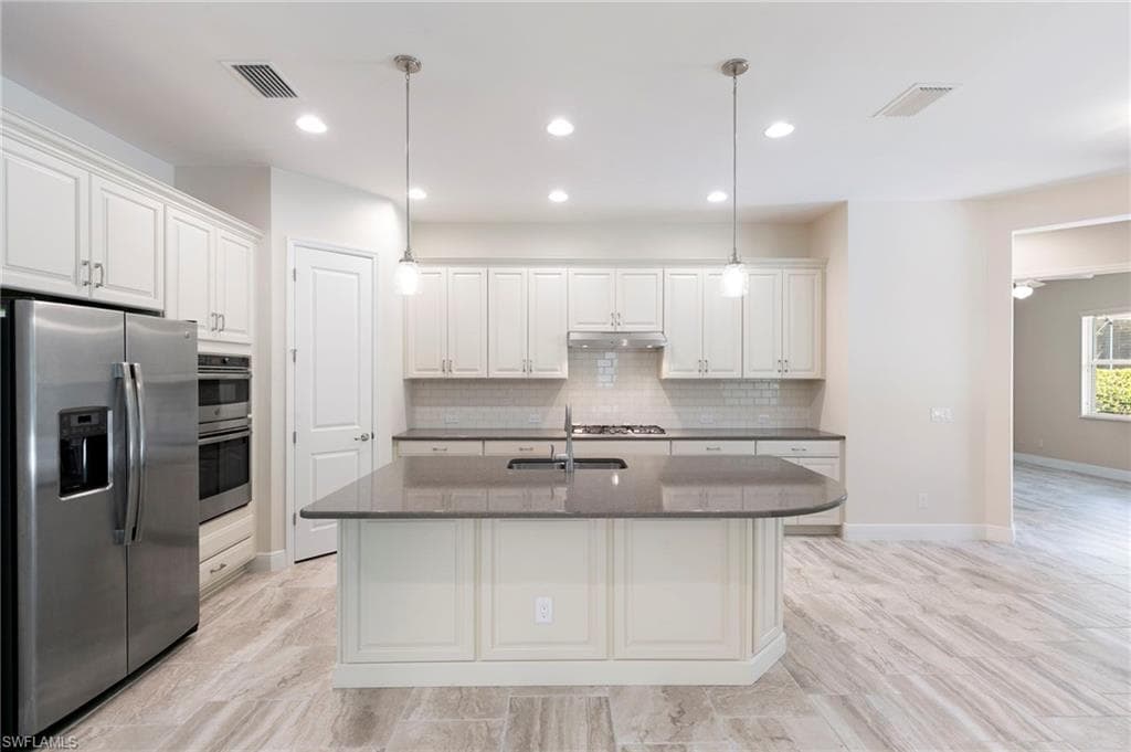 21539 Oaks Of Estero CIR, ESTERO FL 33928-13