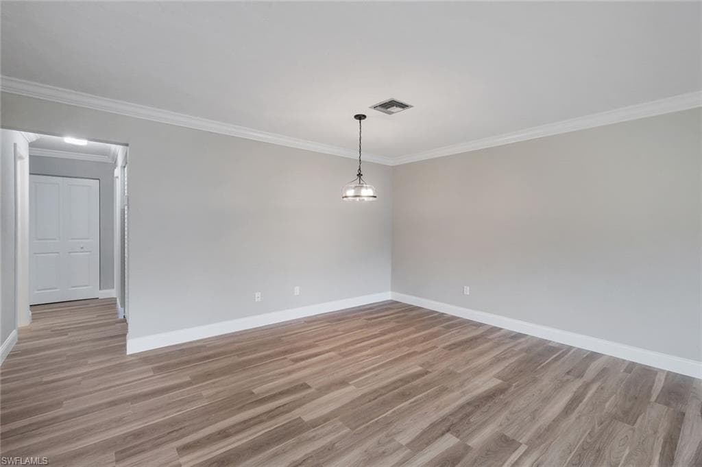 233 YORKSHIRE CT, NAPLES FL 34112-9