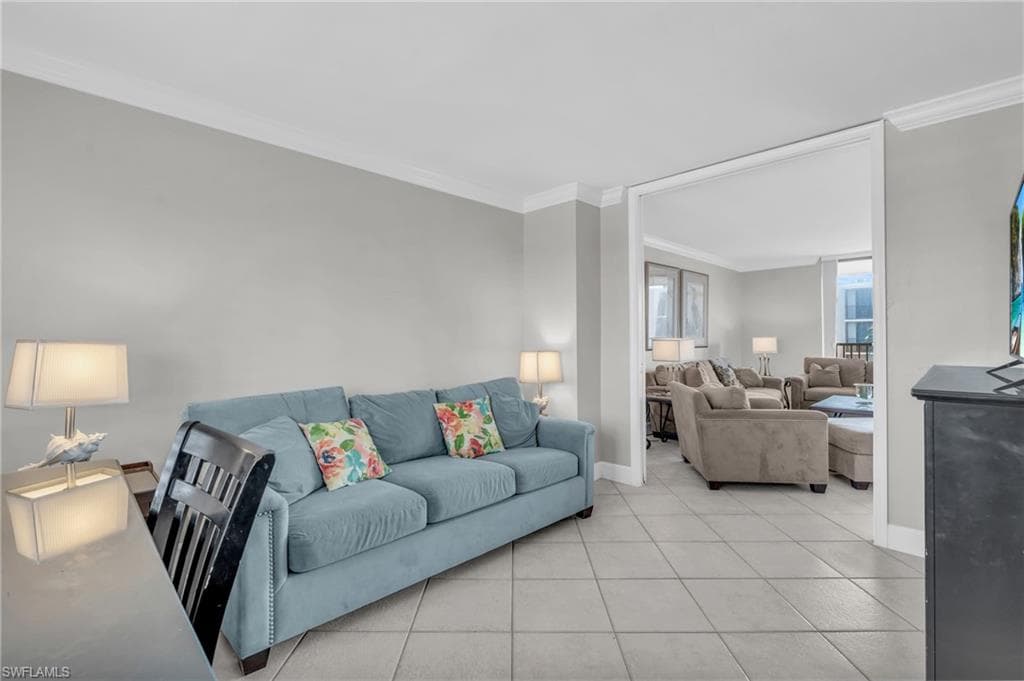 1401 Middle Gulf DR # 302L, SANIBEL FL 33957-17