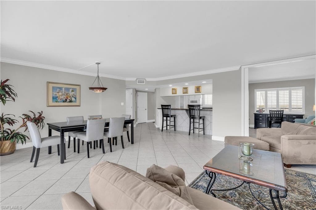 1401 Middle Gulf DR # 302L, SANIBEL FL 33957-14