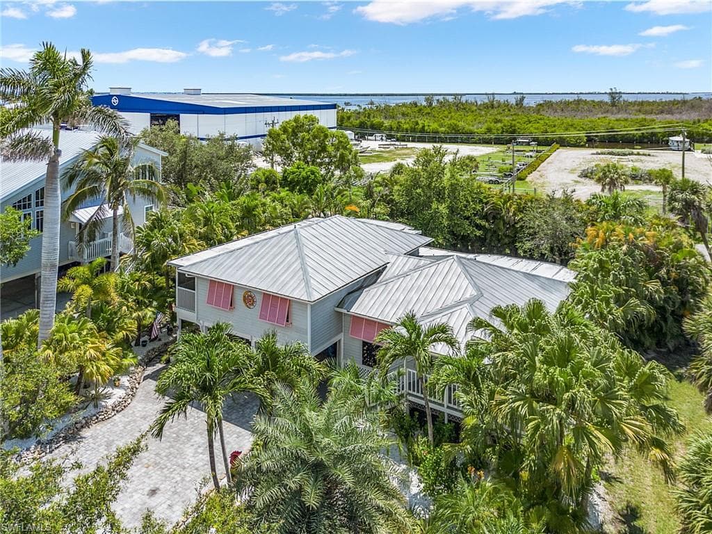 7680 Myrsine CIR, BOKEELIA FL 33922-42