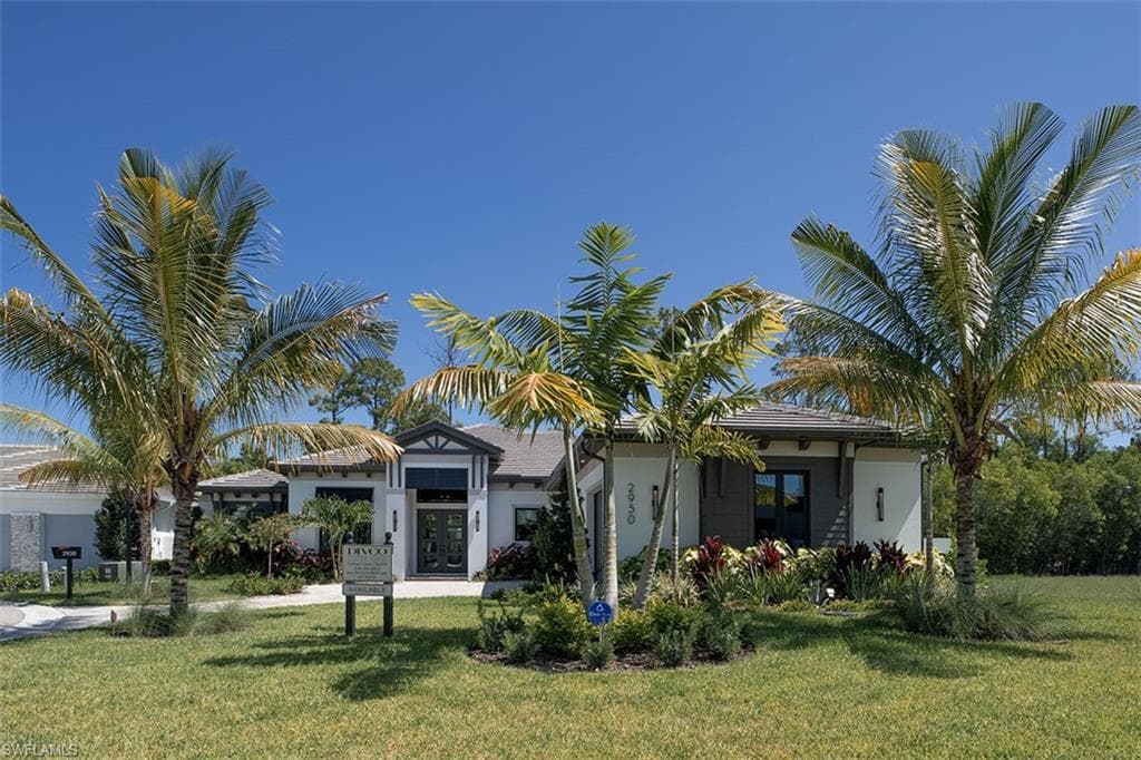 2950 Coco Lakes WAY, NAPLES FL 34105-1