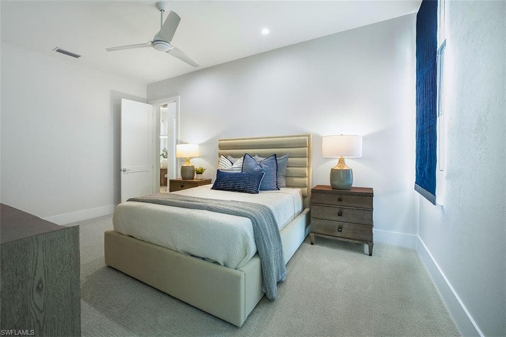 2950 Coco Lakes WAY, NAPLES FL 34105-25