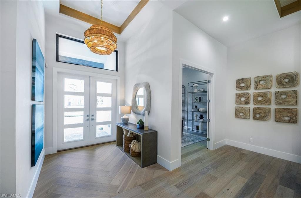 2950 Coco Lakes WAY, NAPLES FL 34105-3