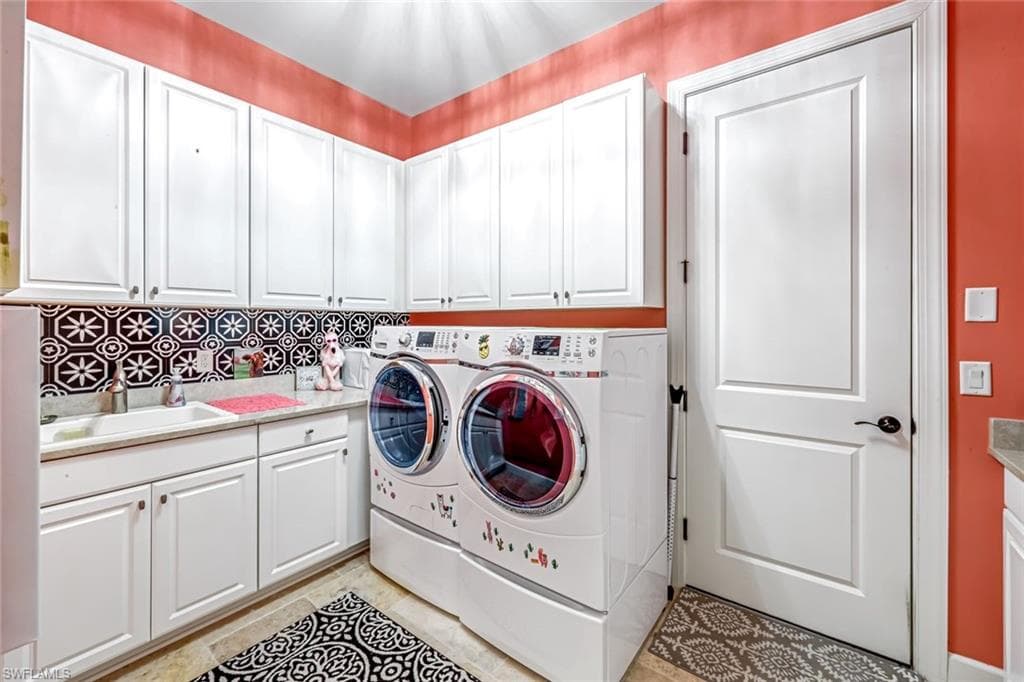 10293 Coconut RD, ESTERO FL 34135-22