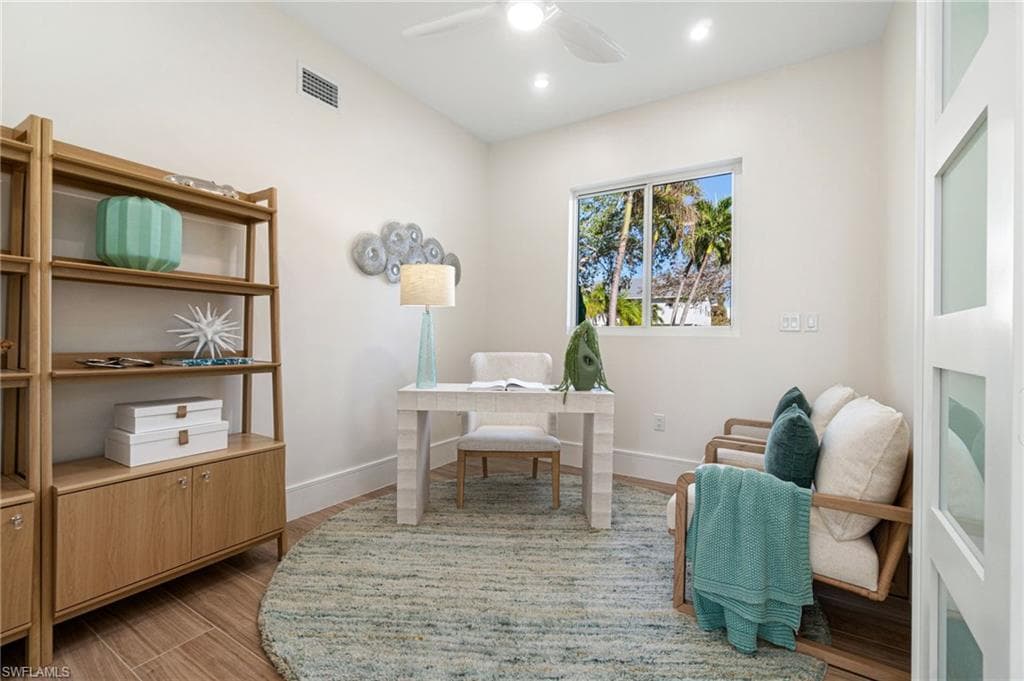 5203 Starfish AVE, NAPLES FL 34103-6