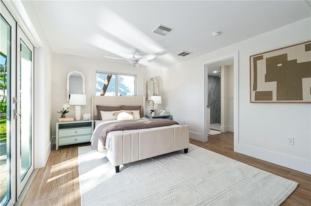 5203 Starfish AVE, NAPLES FL 34103-38