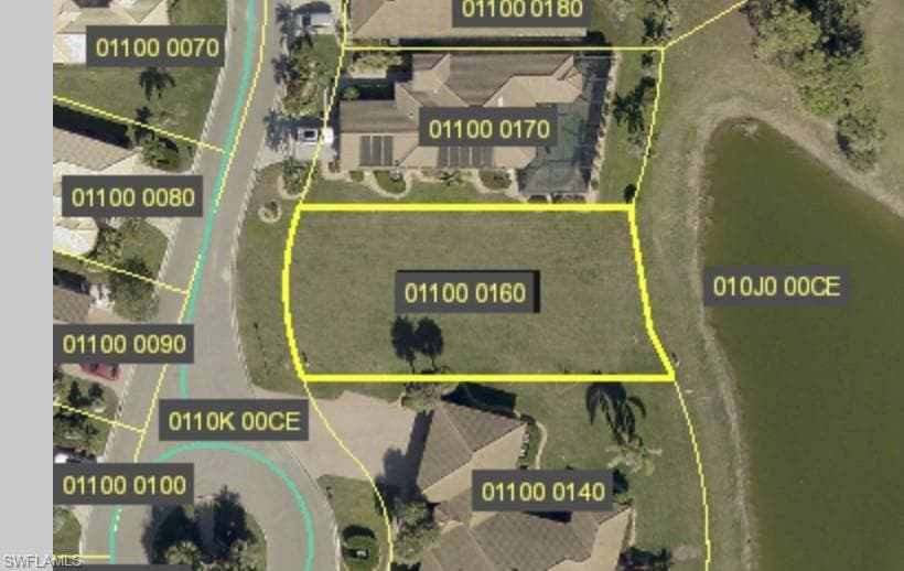28181 Alfred Moore CT, BONITA SPRINGS FL 34135-4