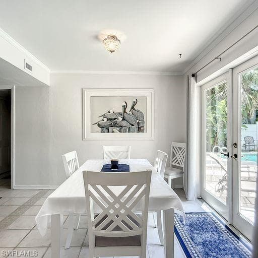 650 S Golf DR, NAPLES FL 34102-20