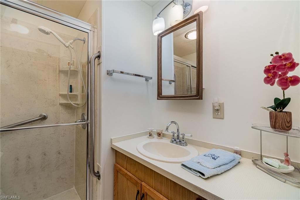 10839 Barred Owl CIR, ESTERO FL 33928-21