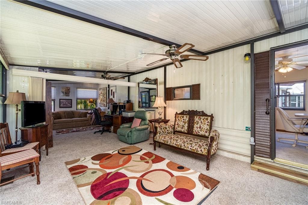 10839 Barred Owl CIR, ESTERO FL 33928-9