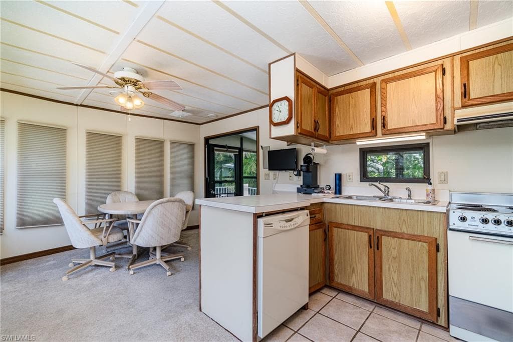 10839 Barred Owl CIR, ESTERO FL 33928-17