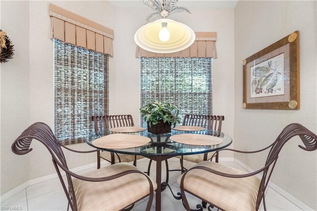 1980 Willow Bend CIR # 204, NAPLES FL 34109-6