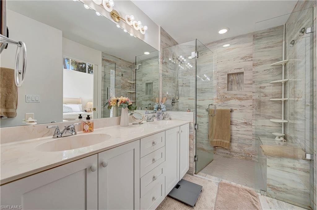 4211 Covey CIR # 22C, NAPLES FL 34109-22