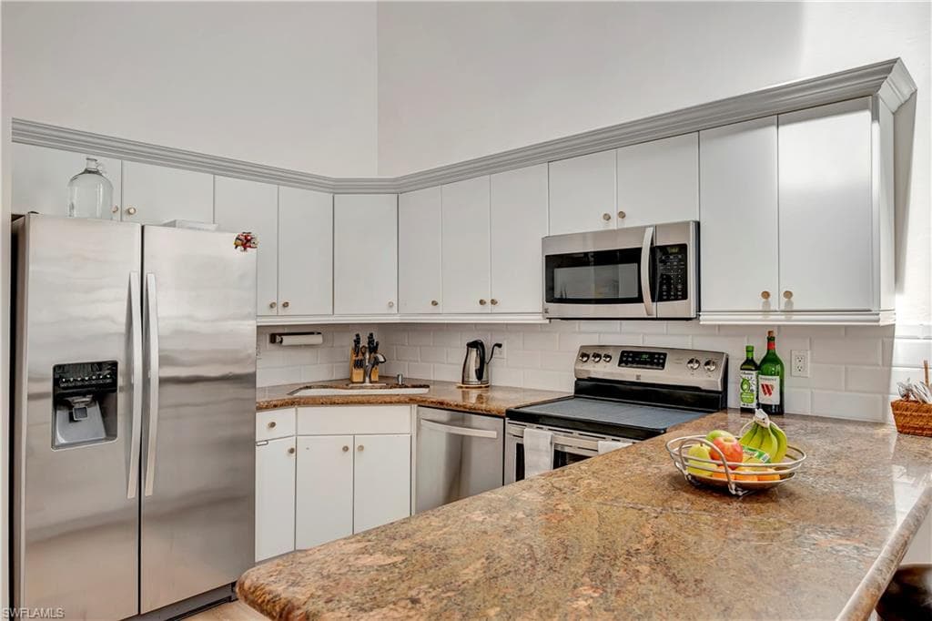 4211 Covey CIR # 22C, NAPLES FL 34109-11