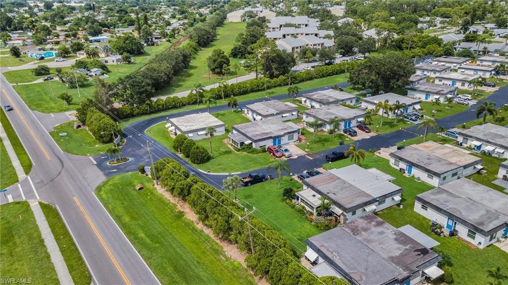 63 Tangelo CT, LEHIGH ACRES FL 33936-17