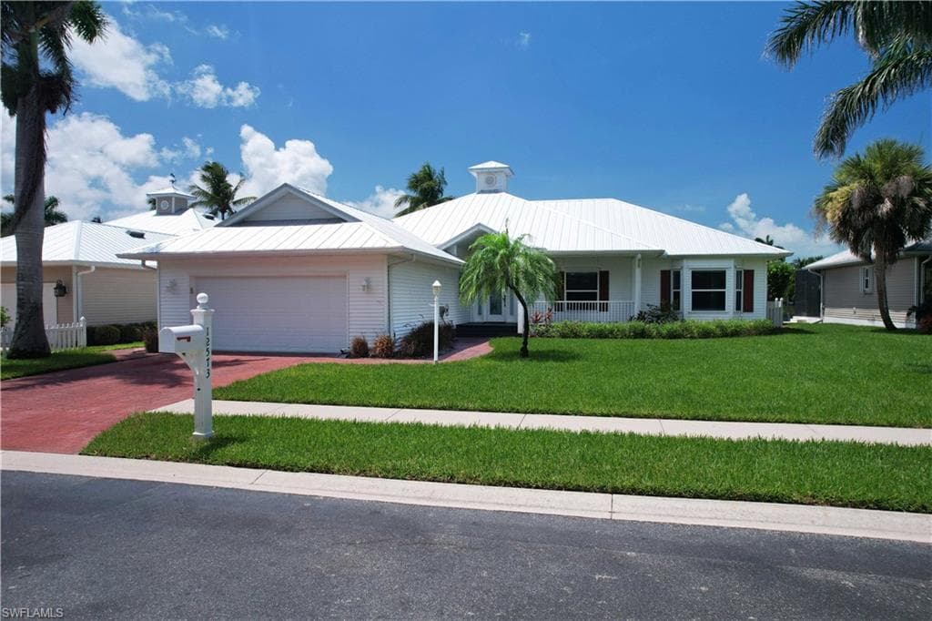 12573 Coconut Creek CT, FORT MYERS FL 33908-17